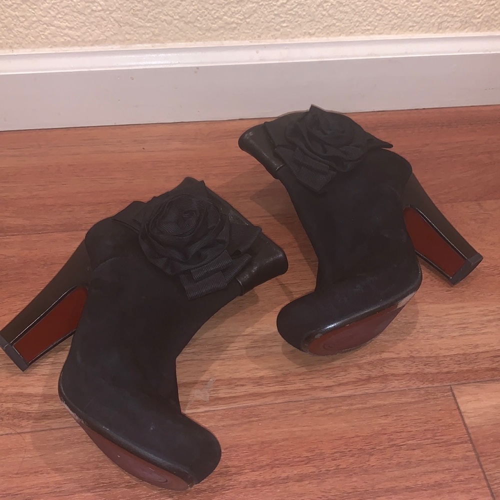 Chie Mihara Black Suede Booties